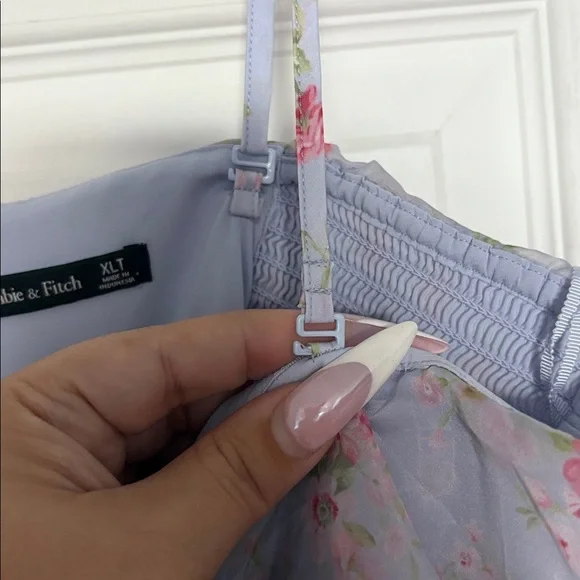 Abercrombie & Fitch Organza Tiered Mini Dress - Picture 4 of 8